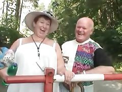 Outdoor Blowjob Threesome Old and Young 